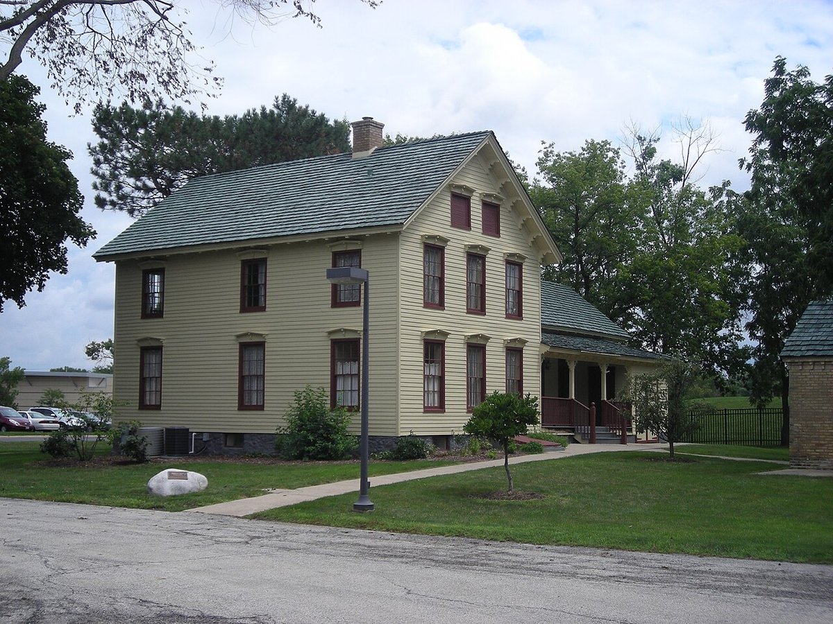 Colonial Village, IL - Hoffman Estates (Illinois) – Wikipedia